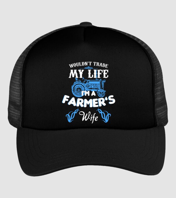 'Farmer''s wife' model negru pe tricou