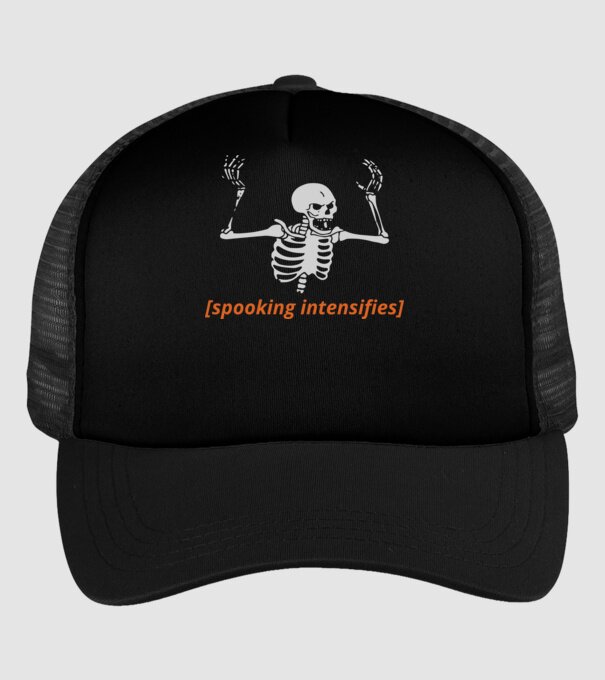 Spooking intensifies model negru pe tricou