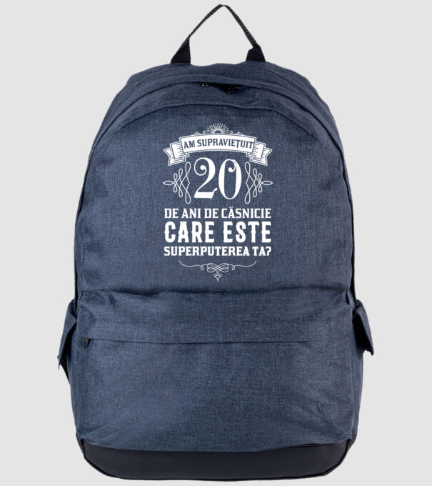 Am supraviețuit 20 de ani de căsnicie - care este superputerea ta? model albastru jeanși pe tricou