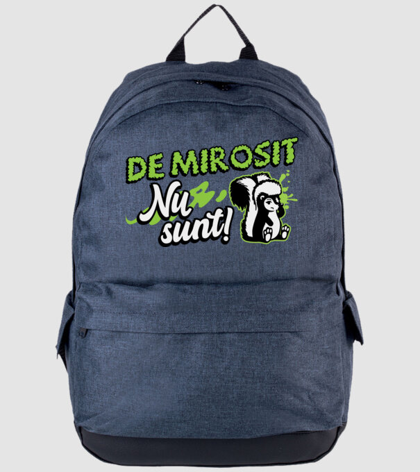 De mirosit nu sunt model albastru jeanși pe tricou
