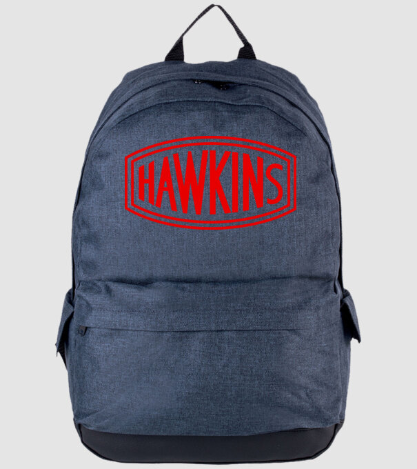 hawkins stranger things model albastru jeanși pe tricou