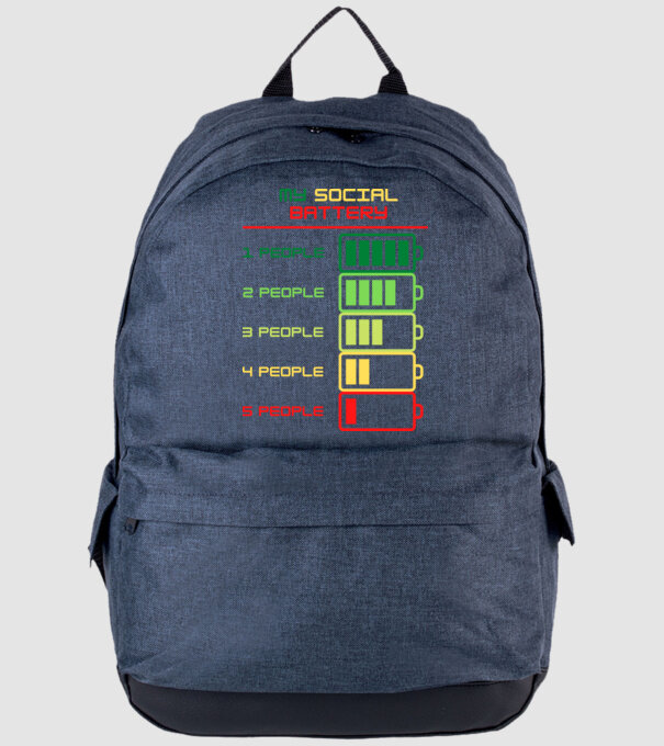 My social battery model albastru jeanși pe tricou
