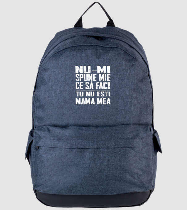 ne-mondd-meg-mit-csinaljak-ANYA-FEHER-RO model albastru jeanși pe tricou