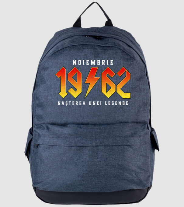 Noiembrie - 1962 - nașterea unei legende-D3575163 model albastru jeanși pe tricou