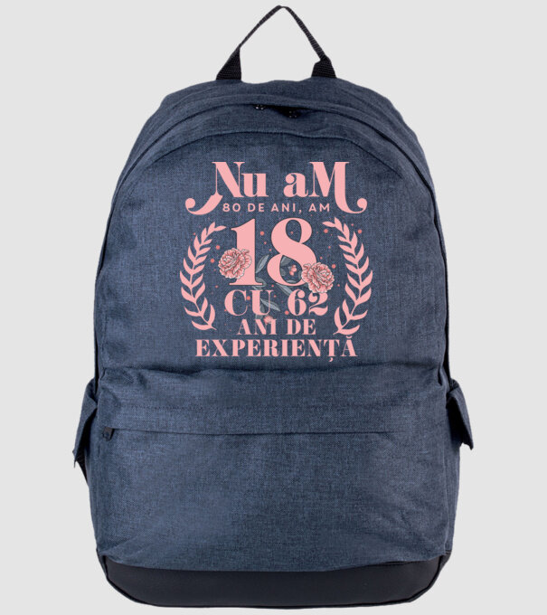 Nu am 80 de ani, am 18 cu 62 ani de experiență model albastru jeanși pe tricou