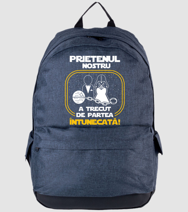 Prietenul nostru a trecut de partea întunecată model albastru jeanși pe tricou