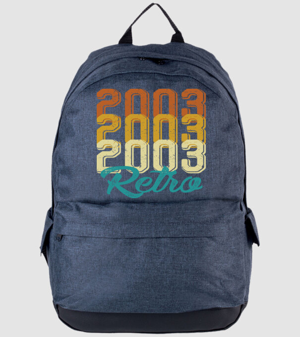 Retro 2003 model albastru jeanși pe tricou