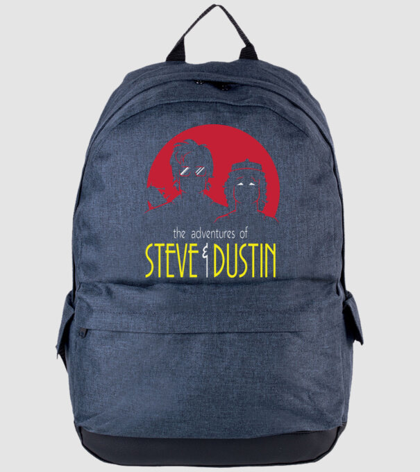 steve and dustin model albastru jeanși pe tricou