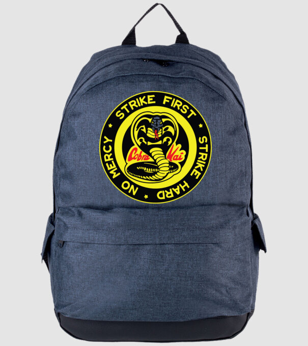 Strike first strike hard logo model albastru jeanși pe tricou