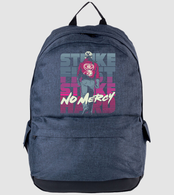 Strike first strike hard neon model albastru jeanși pe tricou