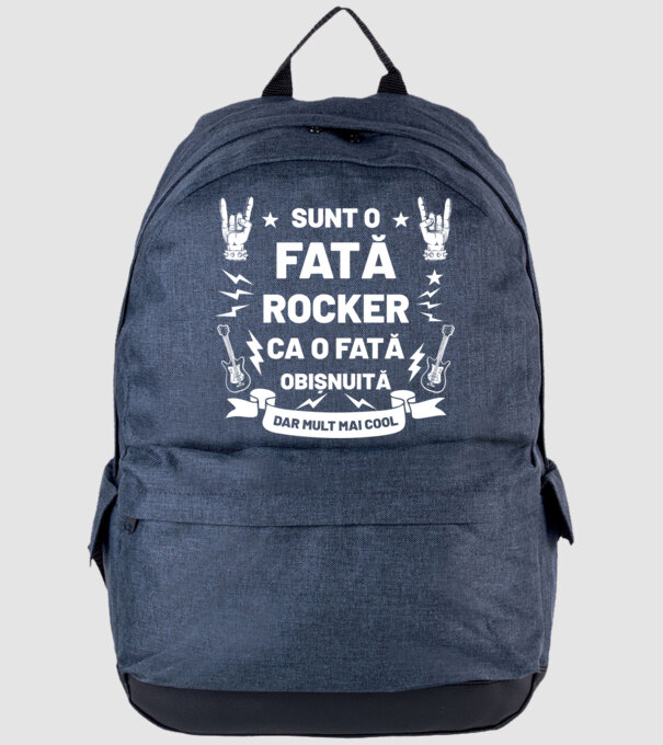 Sunt o fată rocker, ca o fată obișnuită, dar mult mai cool model albastru jeanși pe tricou