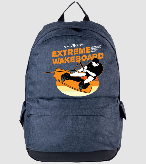 Wakeboard model albastru jeanși pe tricou
