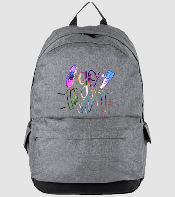 Go run holo model gri pe tricou