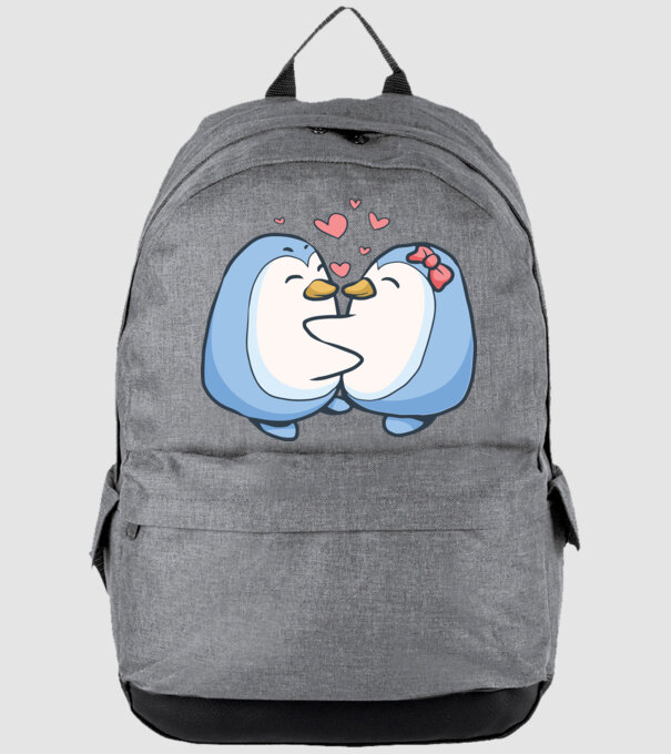 PINGUIN ÎNDRĂGOSTIT 3 model gri pe tricou