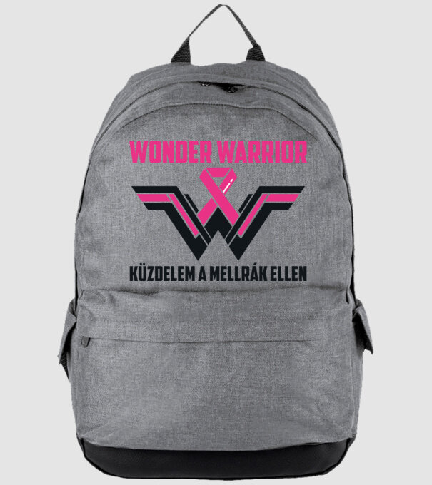 WONDER WARRIOR model gri pe tricou