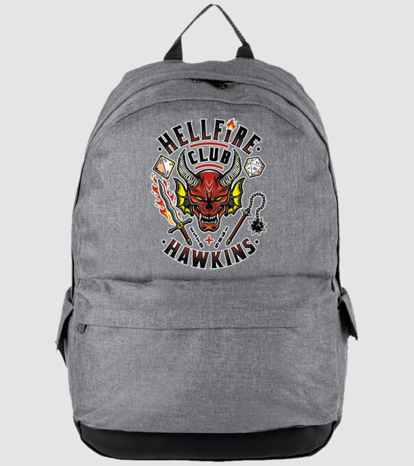 hellfire club hawkins model gri pe tricou