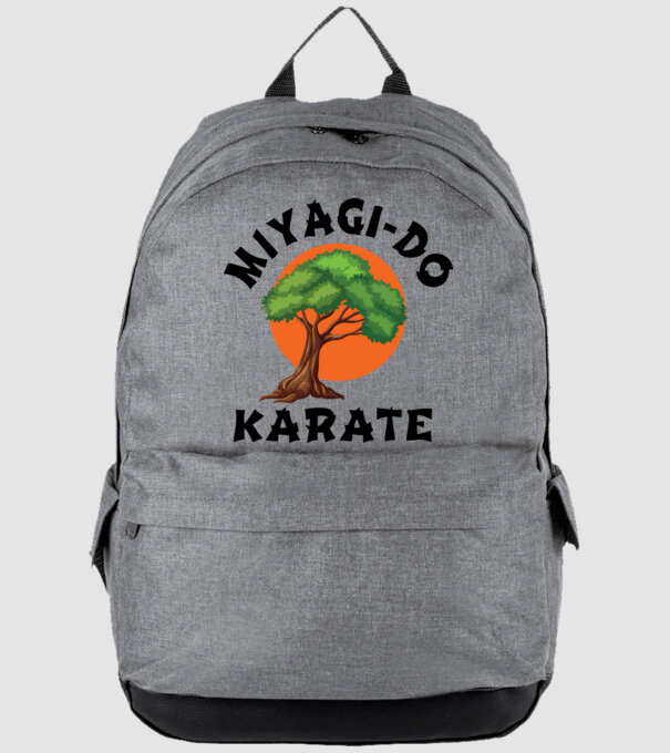 Miyagi-do karate logo model gri pe tricou