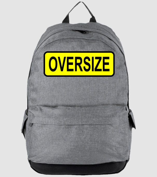 Oversize model gri pe tricou