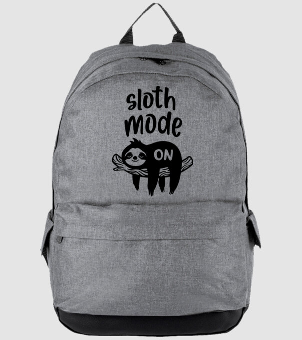 Sloth mode on model gri pe tricou