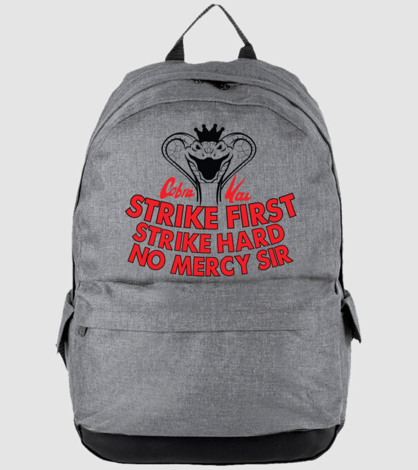 Strike first strike hard logo model gri pe tricou