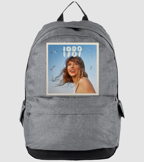 Taylor Swift cover model gri pe tricou