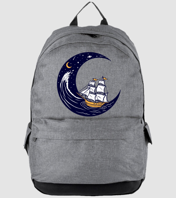 Vapoare model gri pe tricou