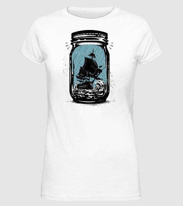 Trapped model alb pe tricou
