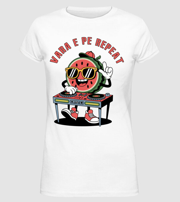 Vara e pe repeat model alb pe tricou