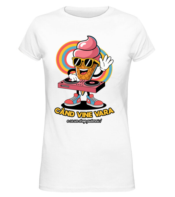  model  pe tricou