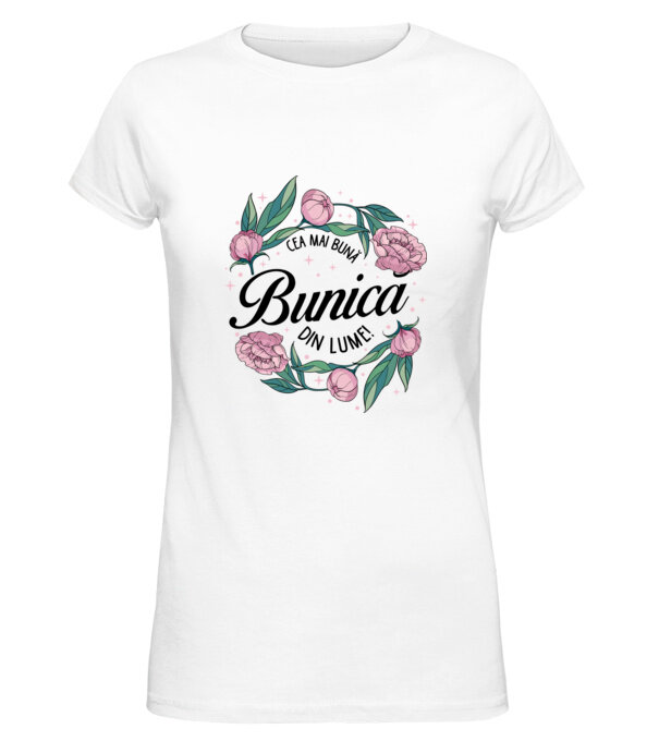 model  pe tricou