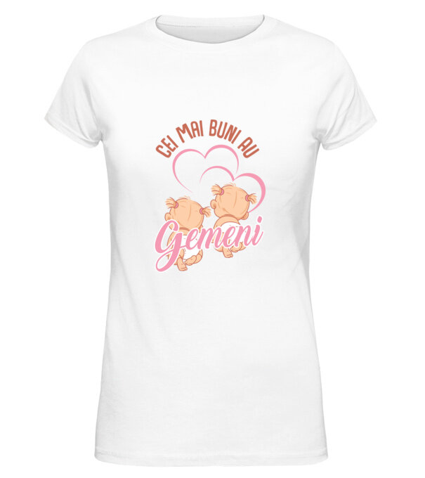  model  pe tricou