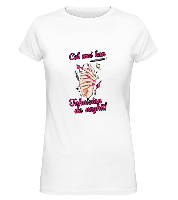  model  pe tricou