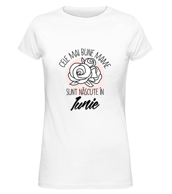  model  pe tricou