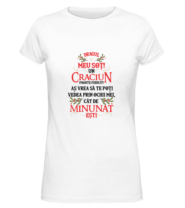  model  pe tricou