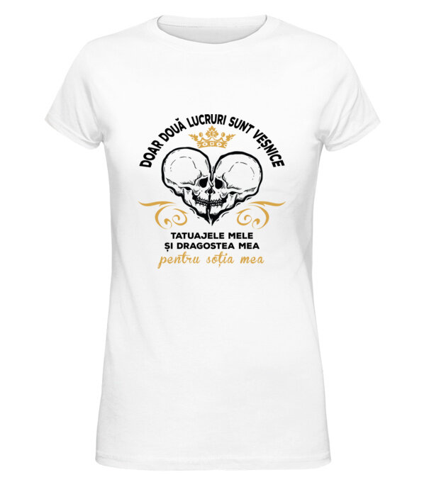  model  pe tricou