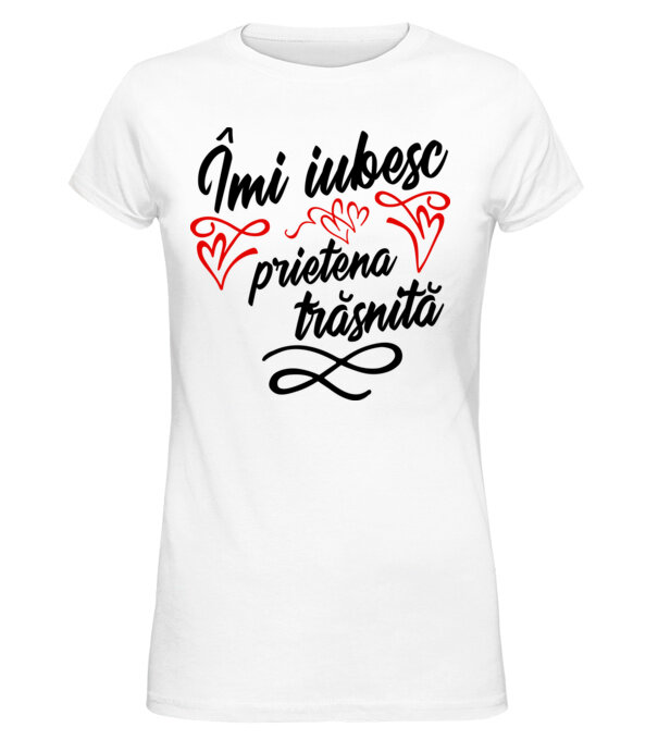  model  pe tricou