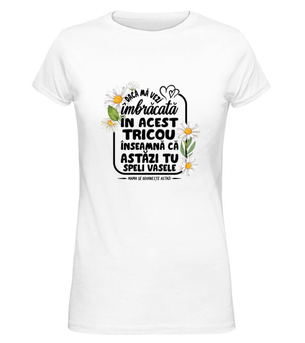  model  pe tricou