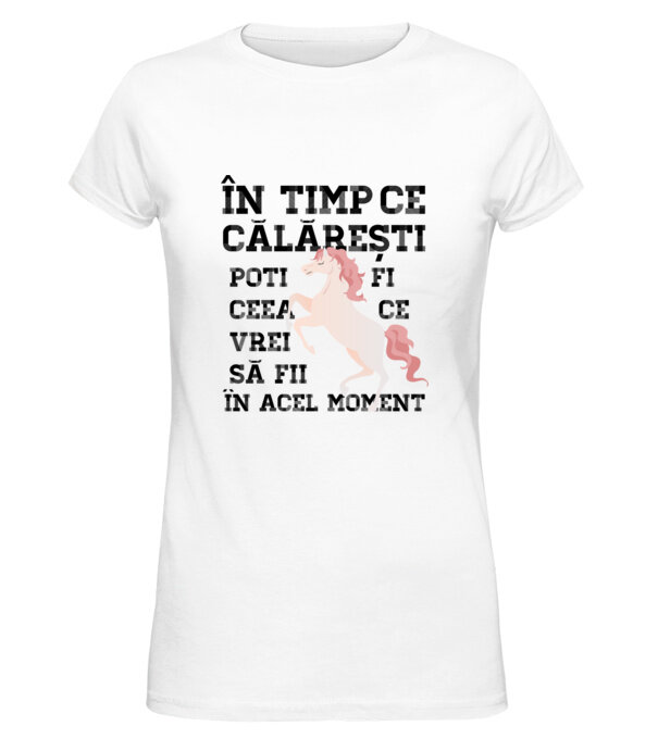  model  pe tricou