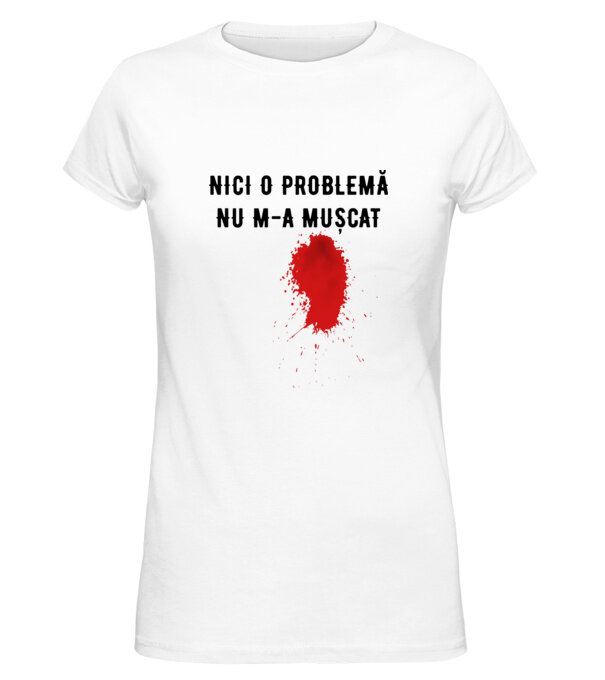  model  pe tricou