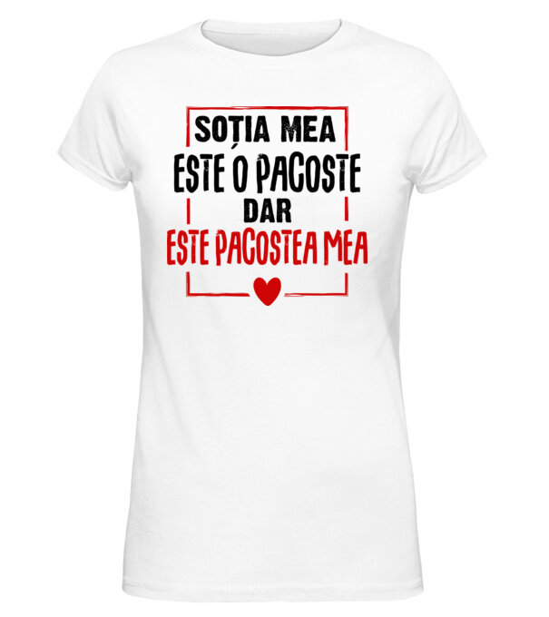  model  pe tricou