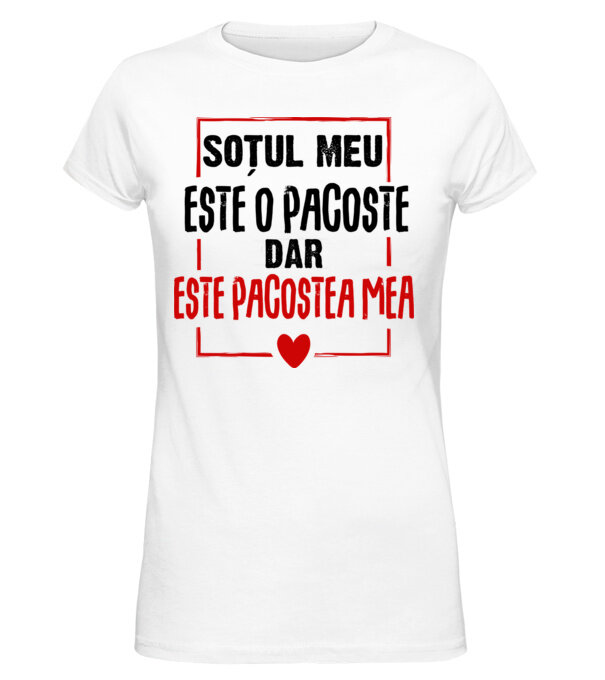  model  pe tricou