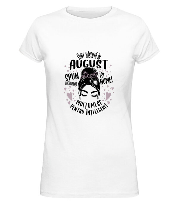  model  pe tricou
