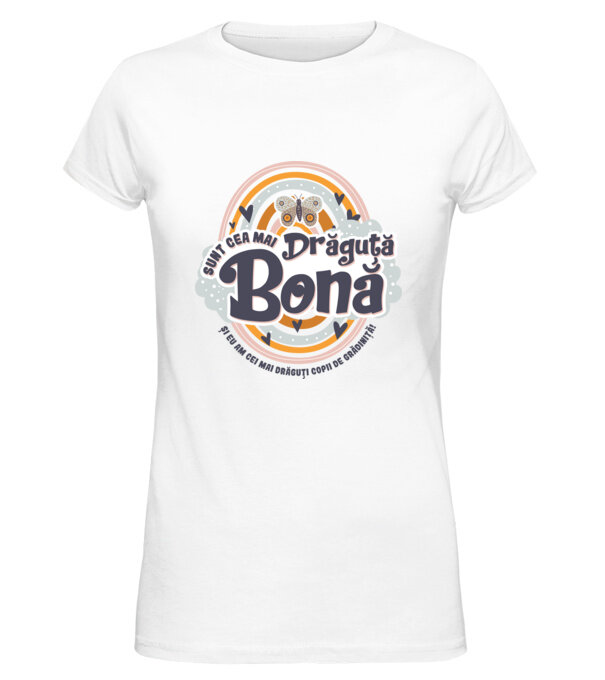  model  pe tricou