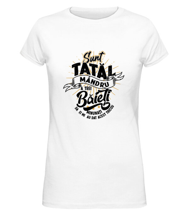  model  pe tricou