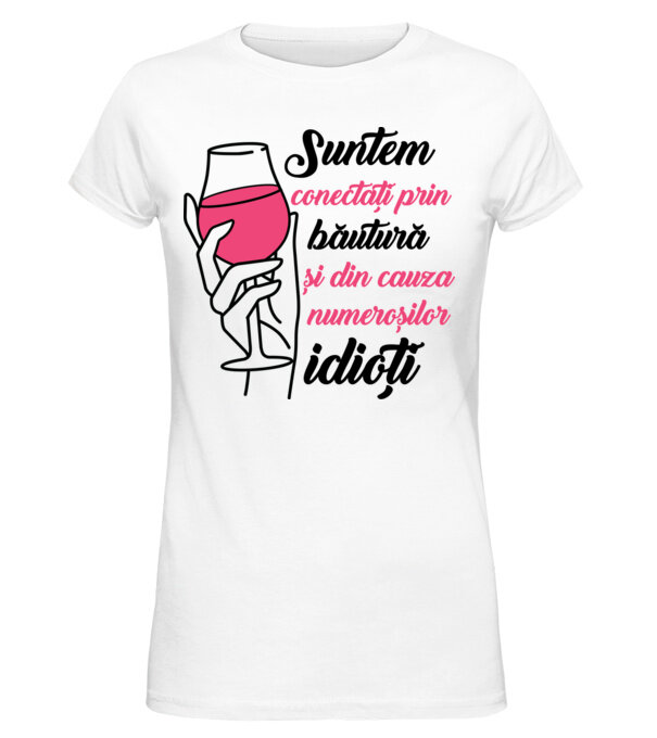  model  pe tricou