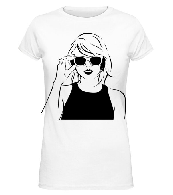  model  pe tricou