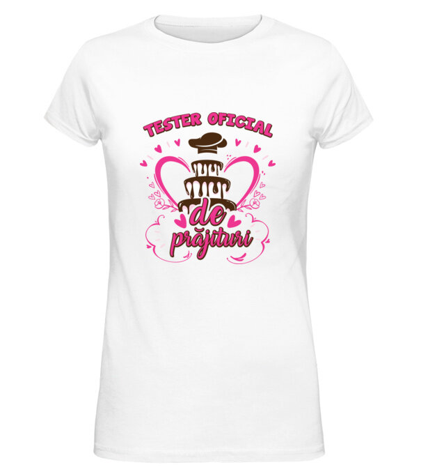  model  pe tricou