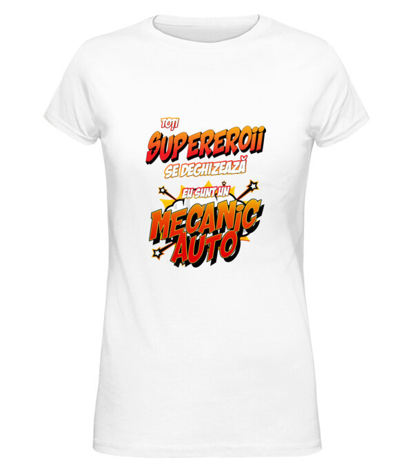  model  pe tricou