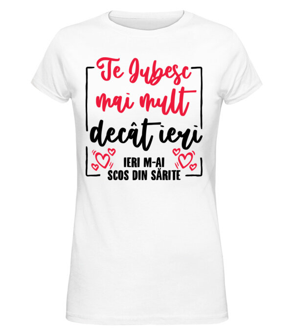  model  pe tricou