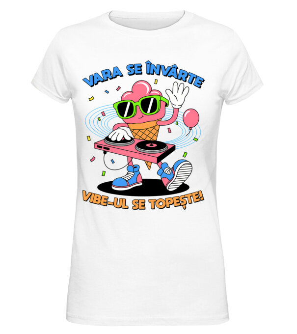  model  pe tricou